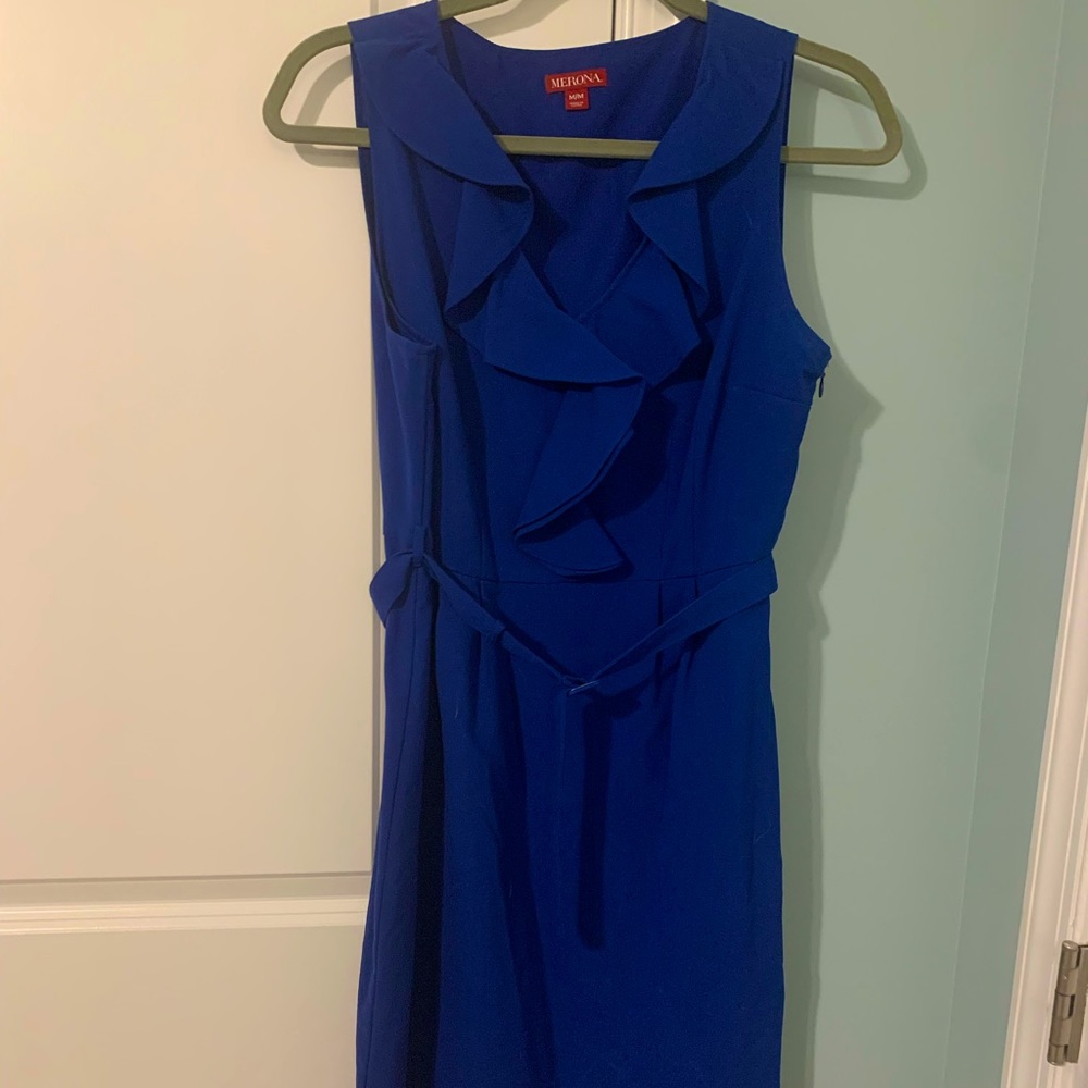 Blue sleeveless belted dress